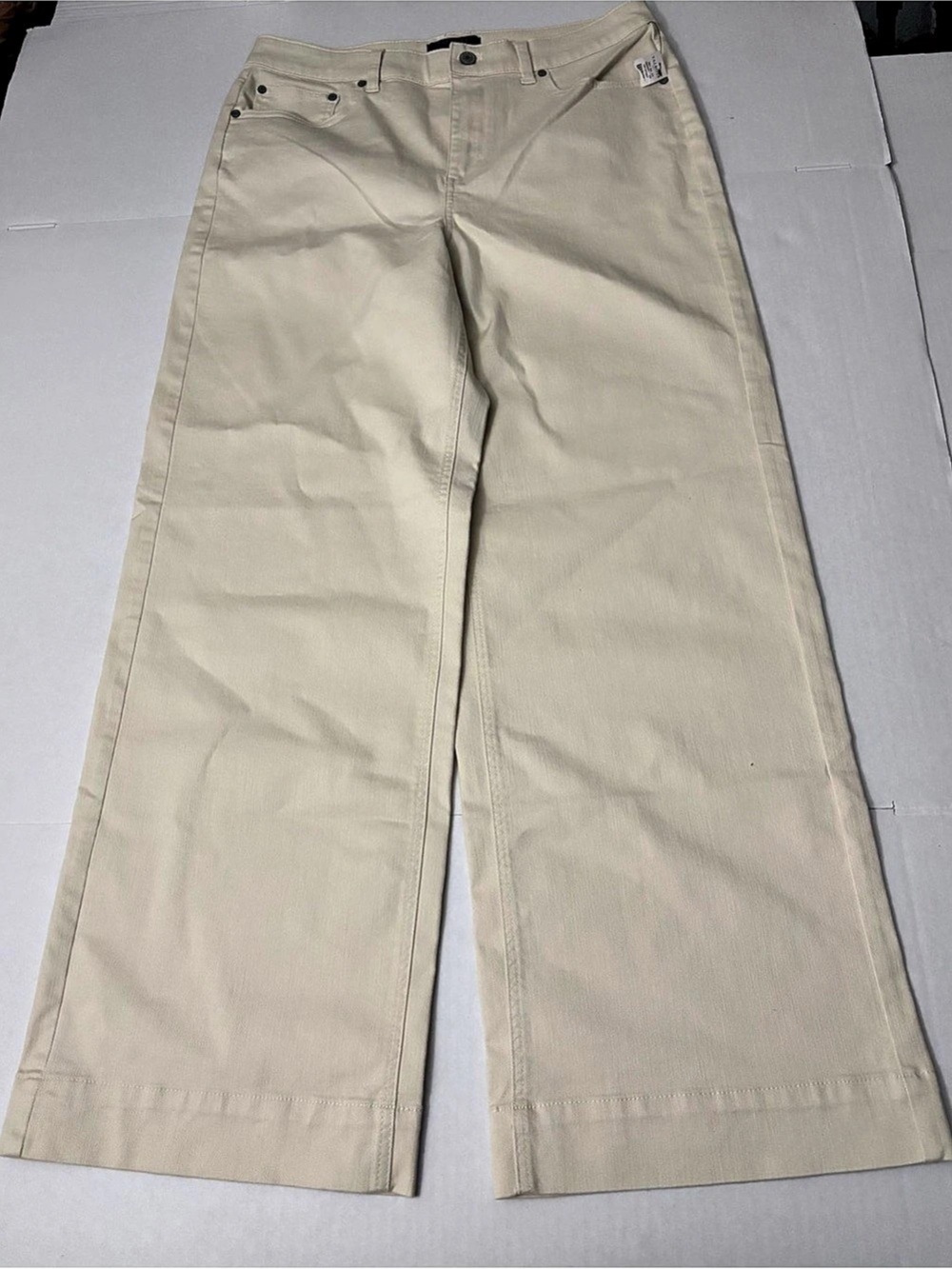 Talbots Wide Leg High Rise Jeans Size 12 Ivory  inseam 30” high rise